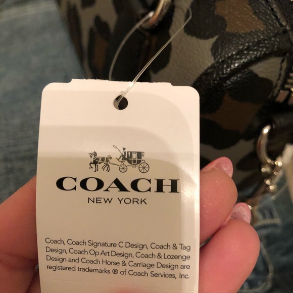 Handbag - Picture 3 of 3